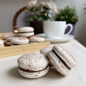 Dark chocolate & coffee at Les Macarons de Lorena in Brussels