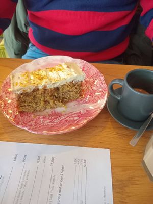 Pistazienkuchen at Café zur Krummbeere in Landau