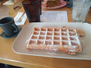 Lecker Waffel at Café zur Krummbeere in Landau