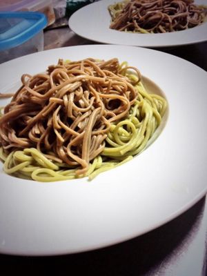 VEGAN SOBA NOODLE
GREEN TEA SOBA & PURE SOBA WITHOUT GLUTEN
SERVED WITH SESAME 'TSUYU' & SOY SAUCE 'TSUYU' at Vespera's Falafel in Tokyo