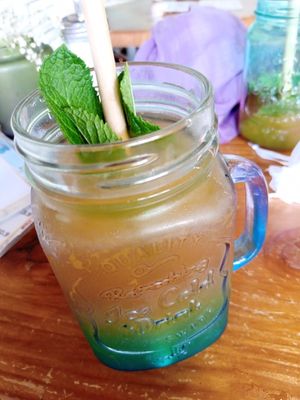 lemonade of the day at Cafe Bohnenfeld in Cologne