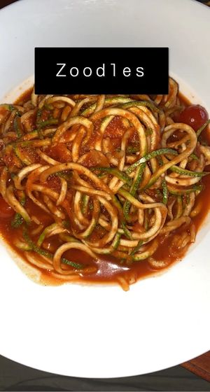 Zooodles with the best tomato sauce I ever had in my life at La Hoja Verde in Tulum