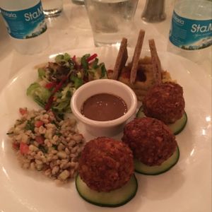 Plato de hoja verde at La Hoja Verde in Tulum