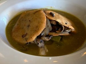 Plato mexicano at La Hoja Verde in Tulum