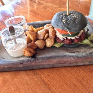 BBQ Burger at La Hoja Verde in Tulum