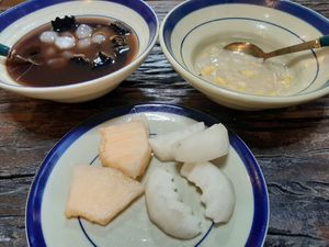 Self service dessert and salad bar at Mây Vegan - Cùng mình ăn chay in Hanoi