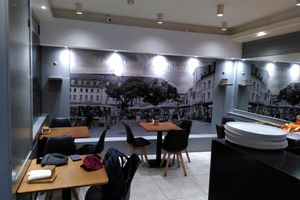 The inside at 2 Brothers Gemüsedöner & Bowls in Saarbrucken