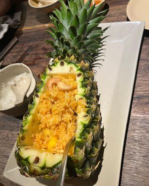 The delicious pineapple rice   at Hum Vegetarian - District 3 in Ho Chi Minh City