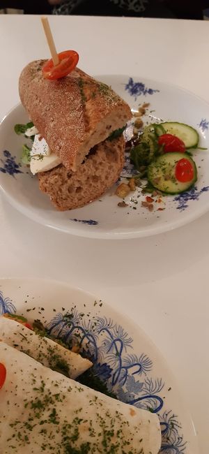 Broodje Brie de luxe   at Kattencafé De Spinnerij in Tilburg