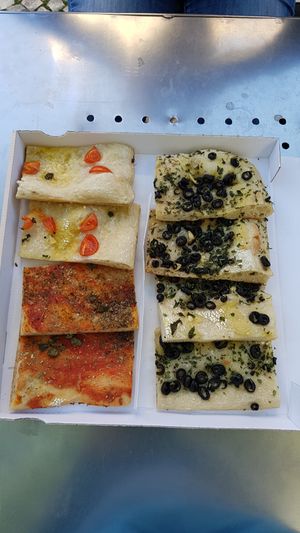 Various vegan foccacias at Primo Basilico in Lisbon