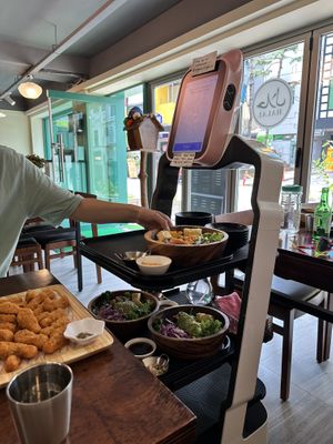 Roboter  at Vegan Kitchen - 비건 키친 in Seoul