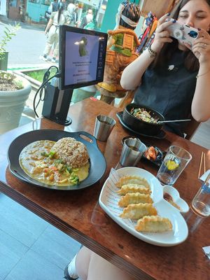 Rice with Curry, Fried dumplings and Dolsot Bibimpap at Vegan Kitchen - 비건 키친 in Seoul