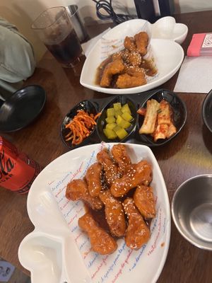 fried chicken chili and garlic)  at Vegan Kitchen - 비건 키친 in Seoul