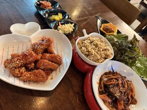 Beef with Rice and vegetables and chicken with seasonal sauce!   at Vegan Kitchen - 비건 키친 in Seoul