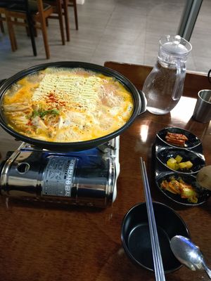 Kimchi noodle stew - must at Vegan Kitchen - 비건 키친 in Seoul