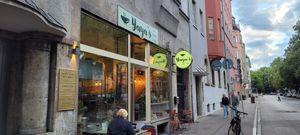 Outside sitting at Yaya's Thai Street Food in Augsburg