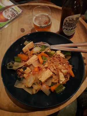 Stir-fried noodles with tofu at Yuni Yupoun  in Luang Prabang