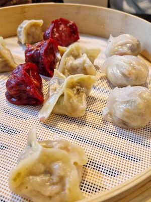 Vegan dumplings at Cha for Tee in Berlin