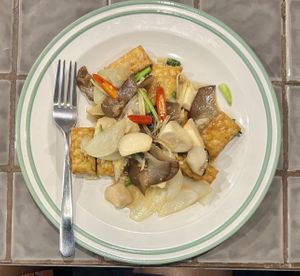 Ginger tempeh  at Samui Health Shop by Lamphu in Koh Samui