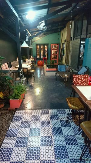 Outdoor seating in the back  at Samui Health Shop by Lamphu in Koh Samui