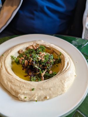 Hummus at De Dadel in Den Burg