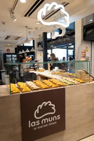  at Las Muns - Sants Estació in Barcelona