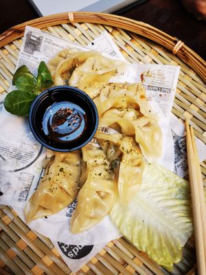 tofu dumping from akma Korean kitchen on the 2nd floor at Akma B o B in Madrid