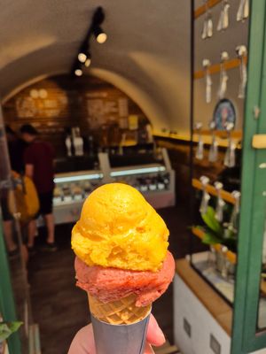  at Eiswerk Bio Eisladen in Salzburg