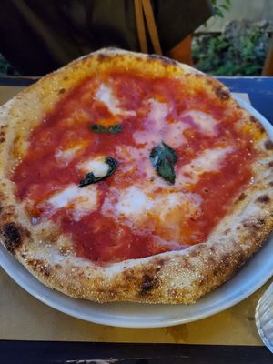 Margherita vegan at Pizzeria Nonno Chitò in Teramo