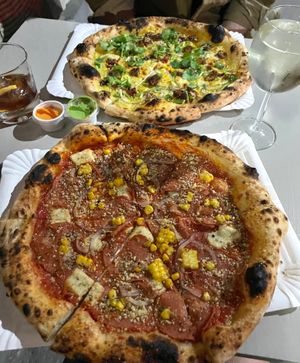 Salami pizza and the special at the time I visited at Planty Pizza in Vienna