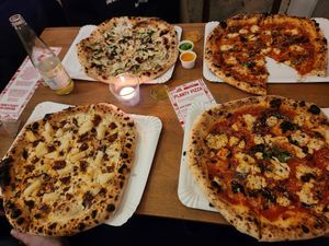  at Planty Pizza in Vienna