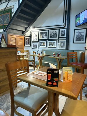   at Fazenda Paradiso Café in Rio De Janeiro