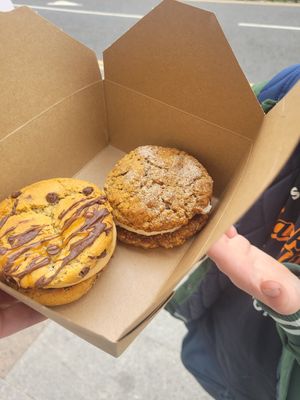 Vegan cookie sandwiches at The Pie Box Cafe in Cardiff