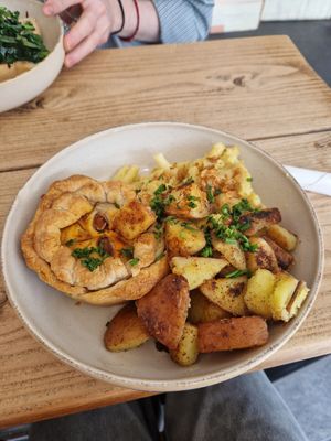 BBQ jackfruit pie at The Pie Box Cafe in Cardiff