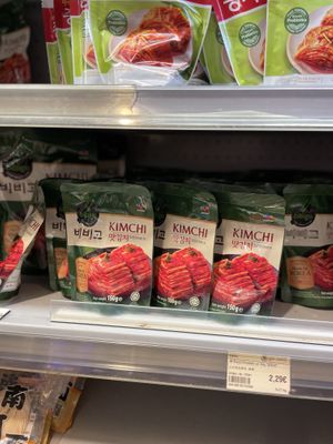 Kimchi - also vegan from Bibigo  at Go Asia Supermarkt in Cologne