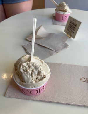 Vegan & sugar free peanut butter at Cora in Madrid