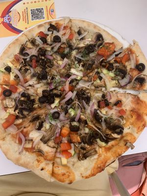 Vegan pizzaa  at Hipopótamo in Gran Canaria