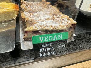 cake 😍  at Bäckerei Riegler - Hauptbahnhof Mannheim in Mannheim