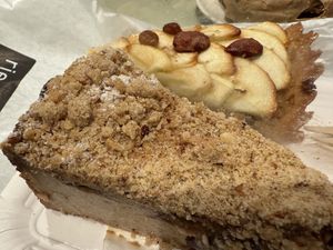 cake vegan #Veganuary at Bäckerei Riegler - Hauptbahnhof Mannheim in Mannheim