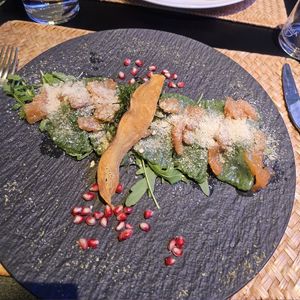 Selbstgemachte vegane Spinattaschen at Cool Run Inn in Innsbruck