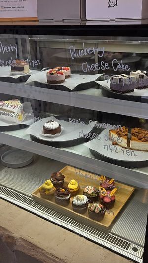  at 令月 ReyGetsu Vegan Cake Shop in Ikoma