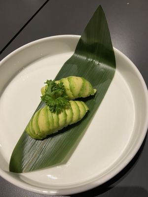 Nigiri di avocado  at Iamaki' in Senigallia