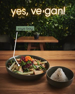 Tofu Gemüse in Shiitake Sauce   at Project Vegan in Koblenz