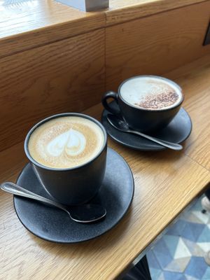 Latte and cappuccino with oat milkk  at WYLDE in Galway