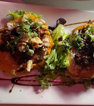 Fig and Bleu Steak Crostini at Vibe Vegan Bistro in Destin