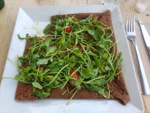 Galette vegetarien at La Marina in Port-en-bessin-huppain
