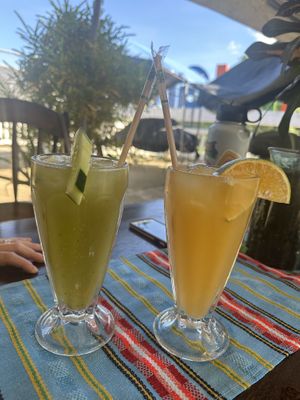 Fresh made juices, cucumber/ginger and fresh orange   at El Fogon Del Cayo in San Ignacio