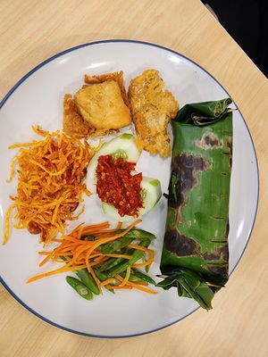 Nasi bakar bali at Go Eat Veggie in Jakarta