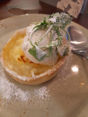 Apple pie and coconut ice cream (April 2024) at Smiths Arms in Harrogate