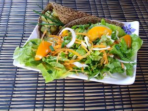 Galette-salade at Les Soupers de la P'tite Grange in Tinchebray